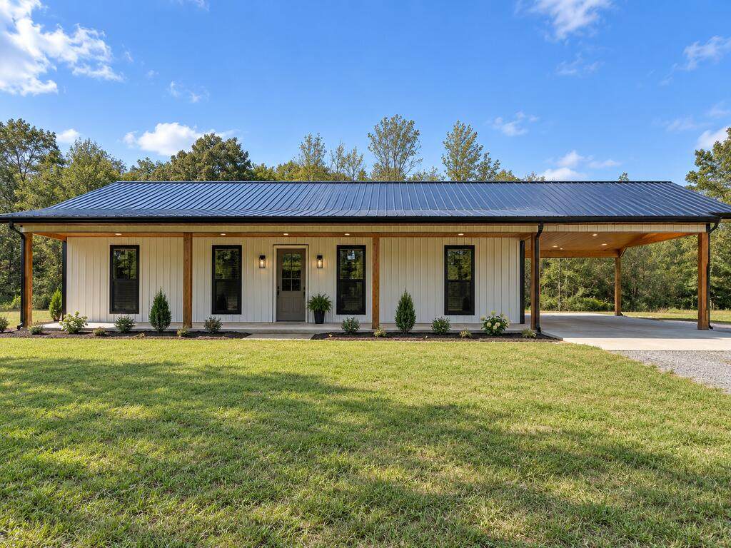 113 Bull Horn Drive - Photo 1