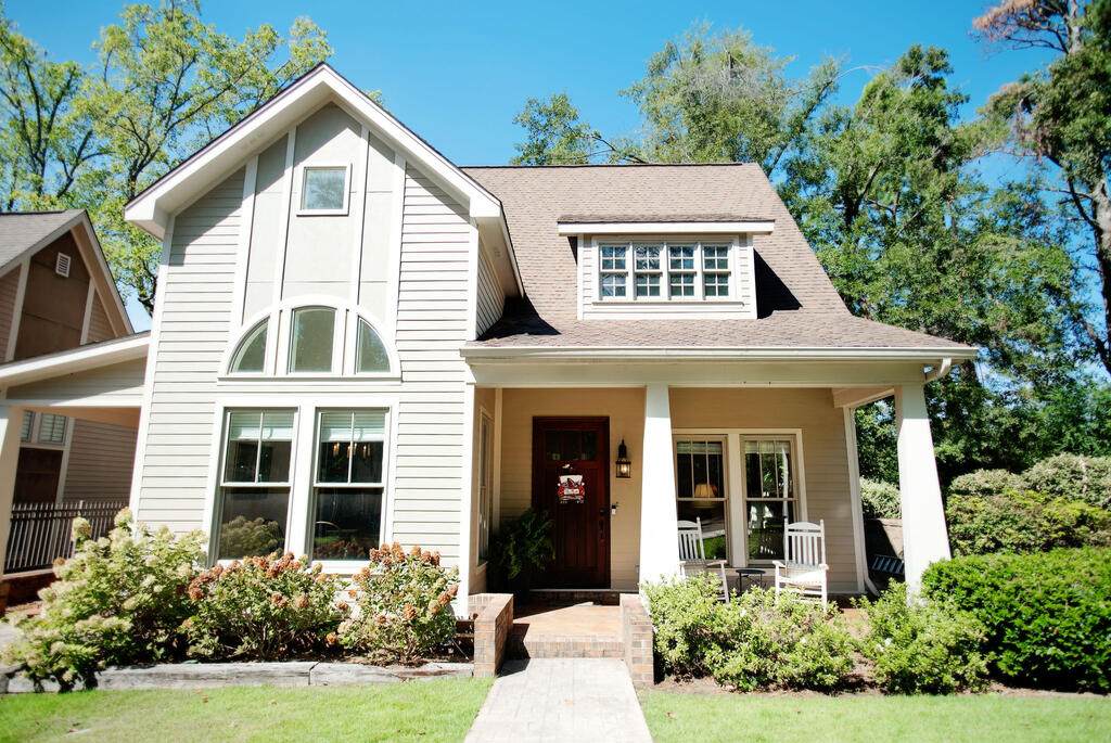 117 Chestnut - Photo 1