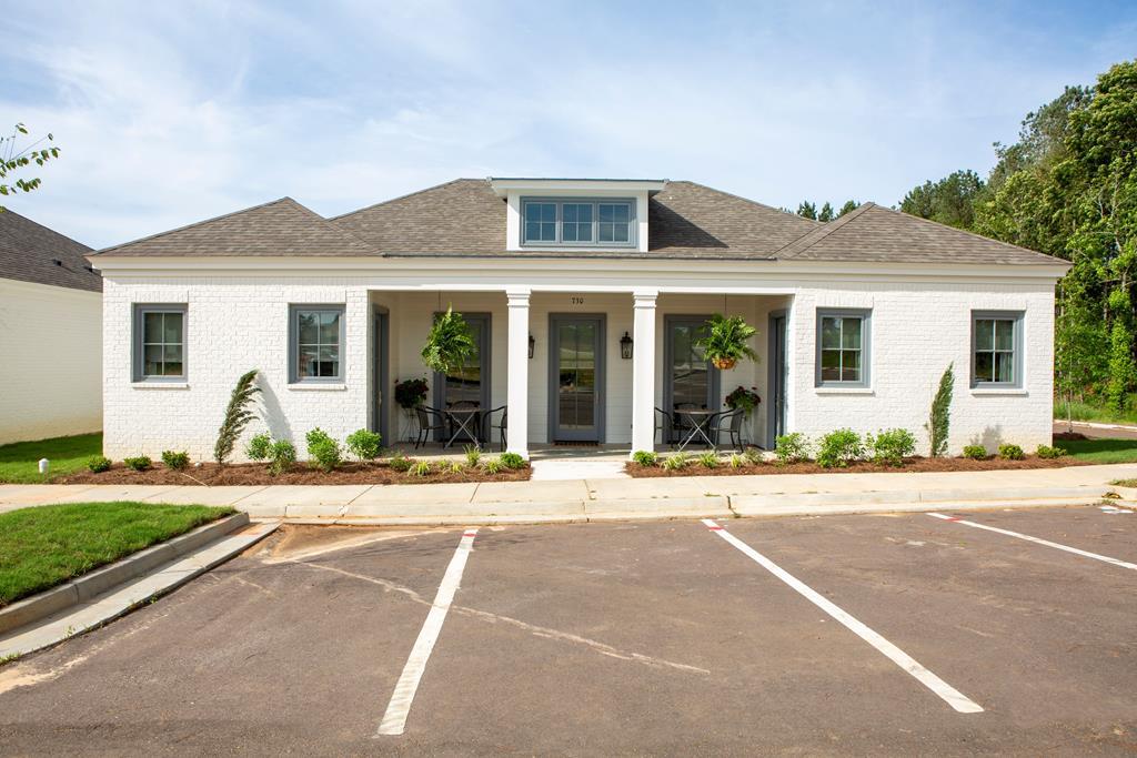 730 Cottage Loop - Photo 1