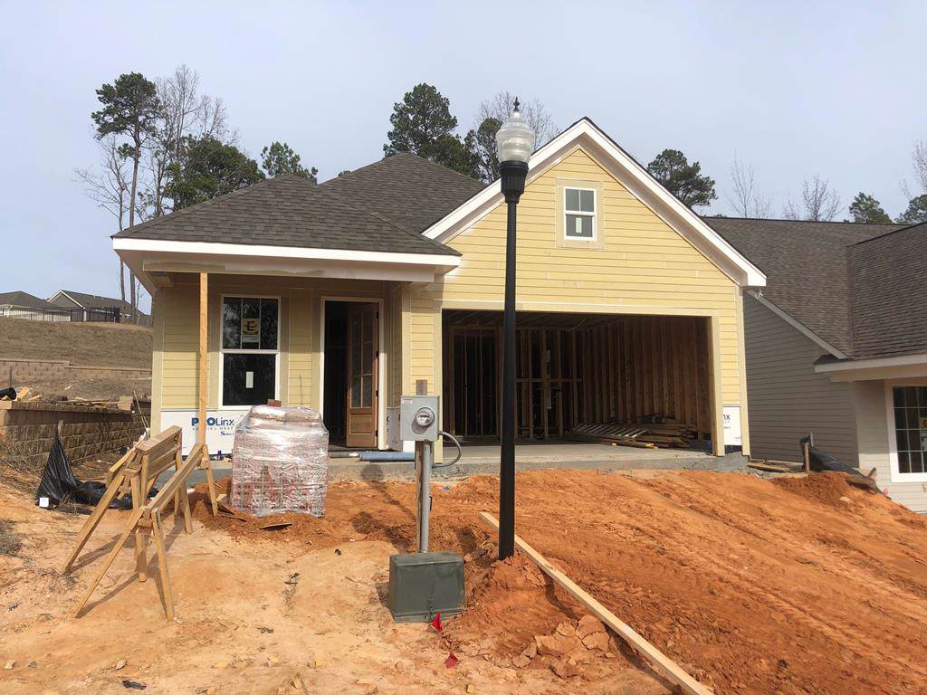 415 Live Oak Drive - Photo 1