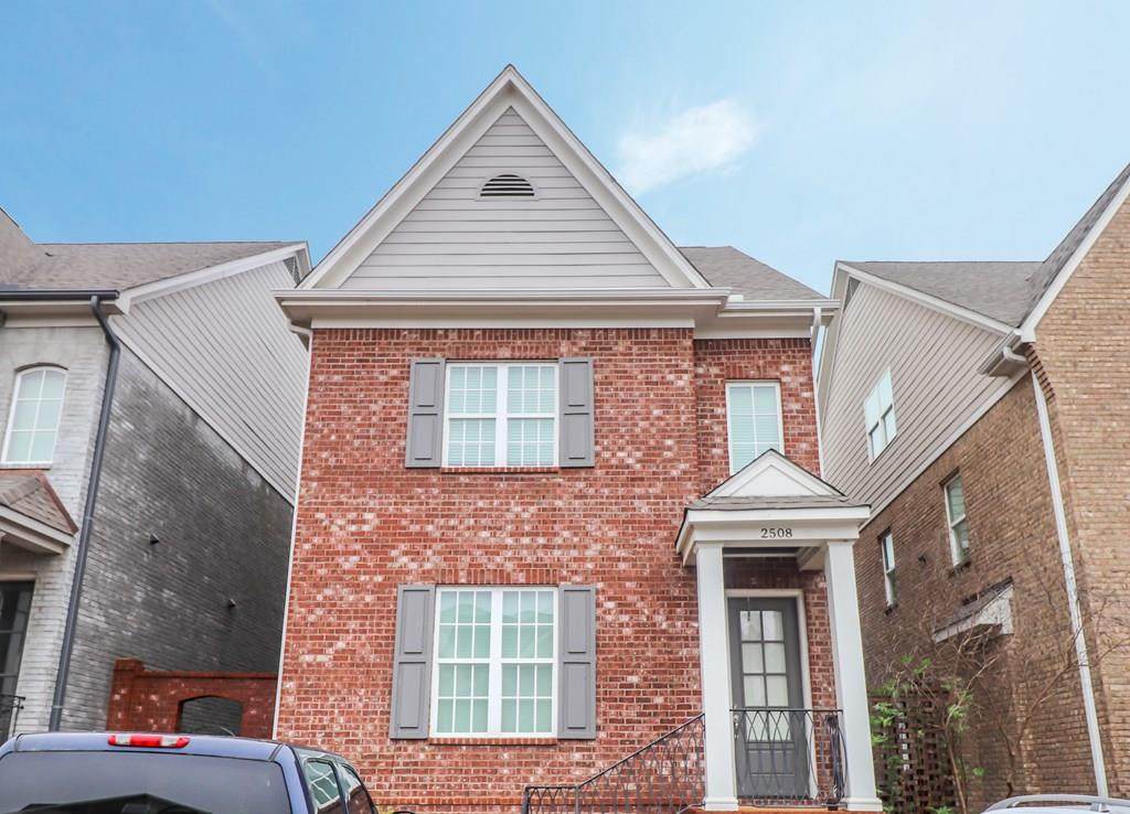 2508 Capitol - Photo 1