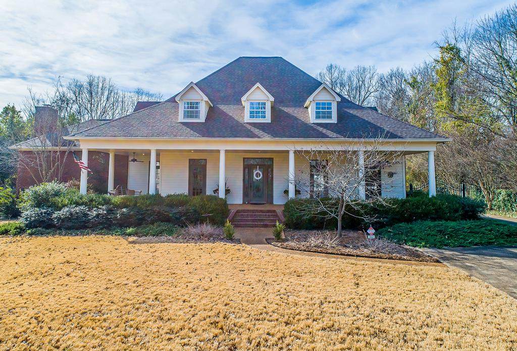 3637 Lyles - Photo 1