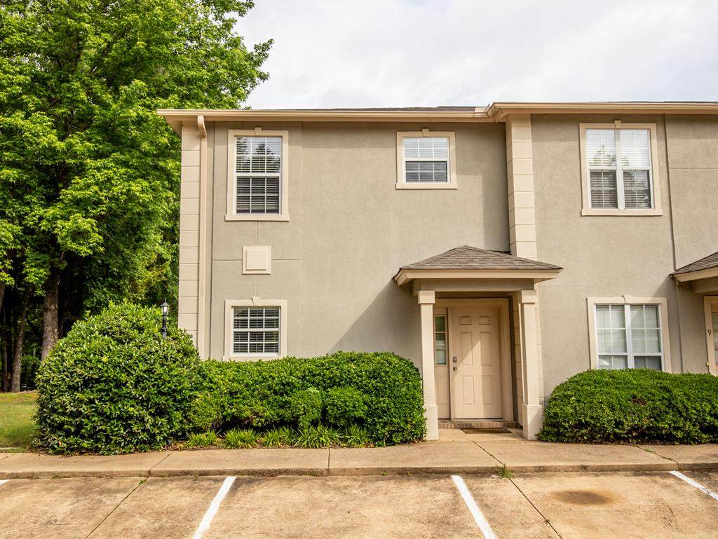 2109 Harris Dr. 8 - Photo 1