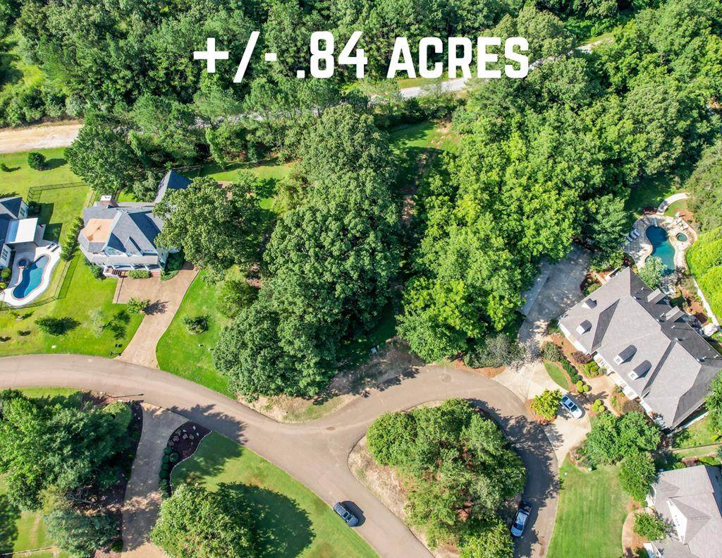 8005 Lake Cove - Photo 1