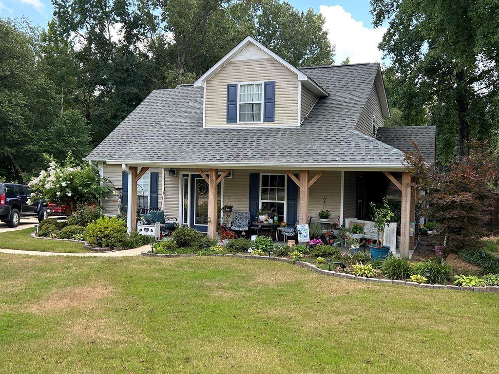 201 Tanner Drive - Photo 1