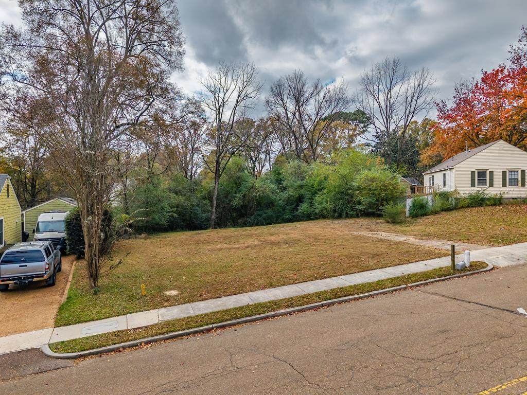 202 Williams - Photo 1