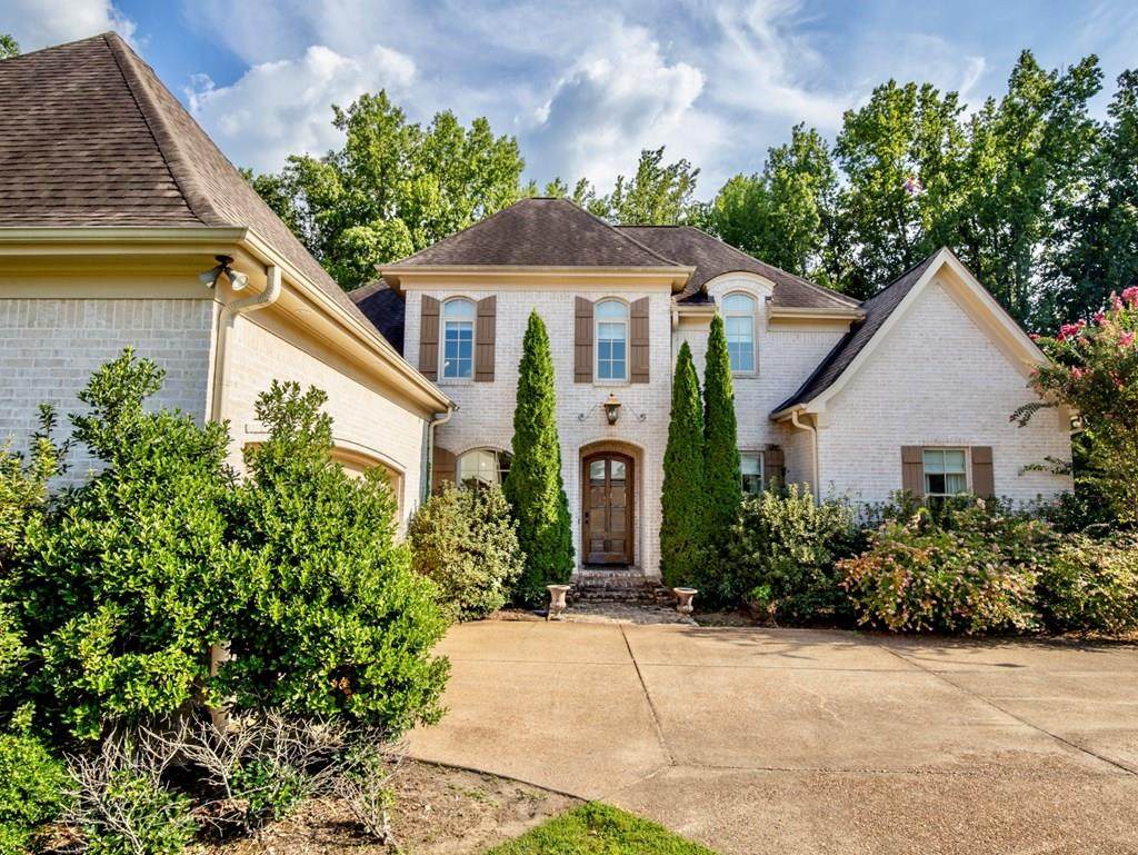 11017 Covington Way - Photo 1