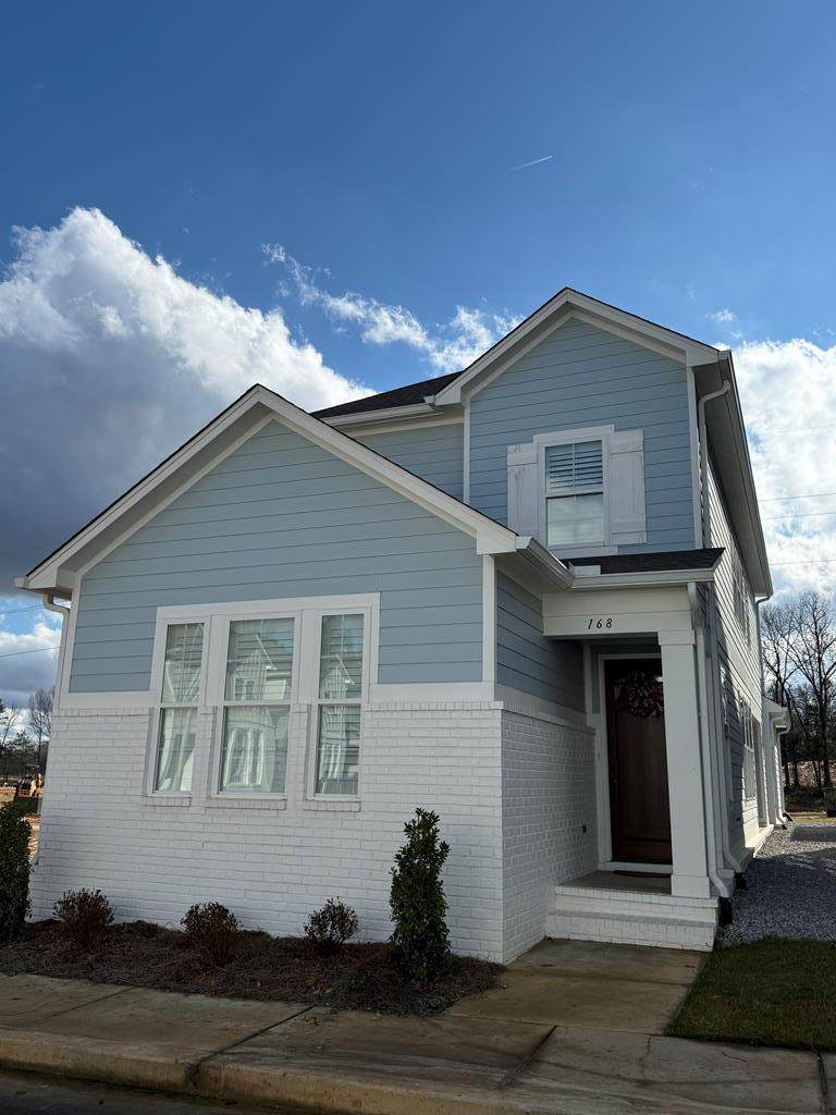 168 Honeysuckle - Photo 1