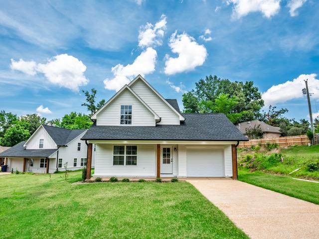 102 Autumwood Cove - Photo 1