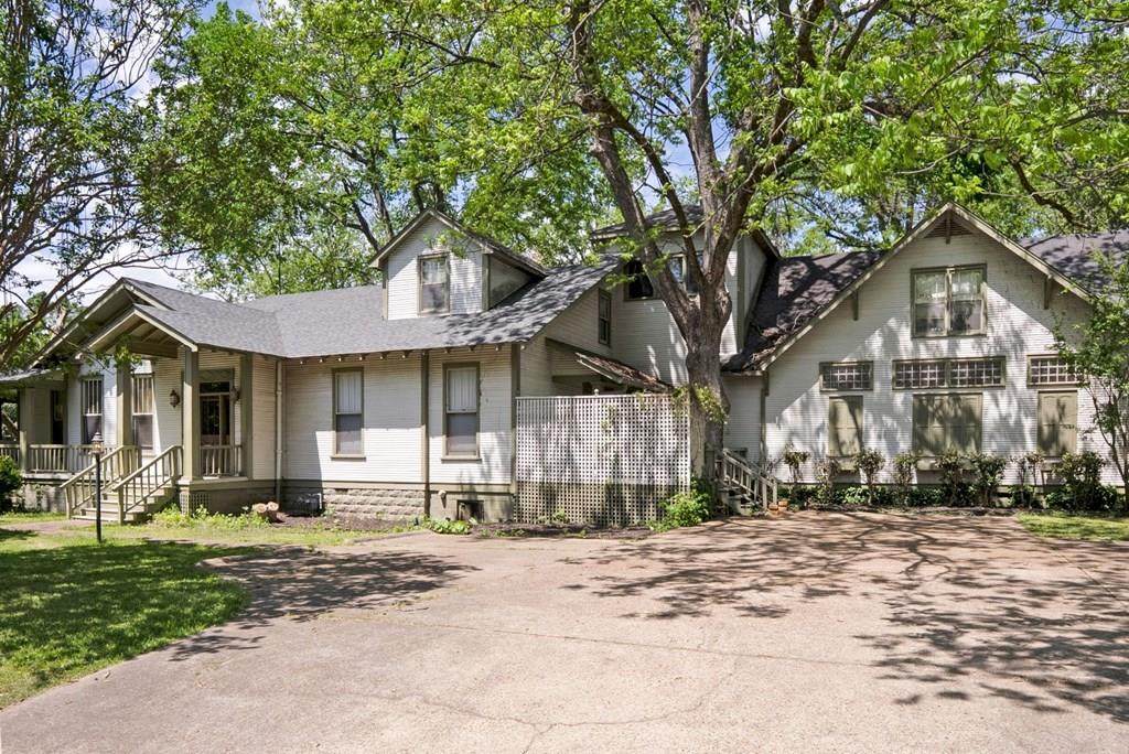 197 West - Photo 1