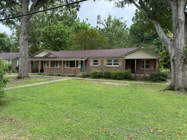 208 East St - Photo 1
