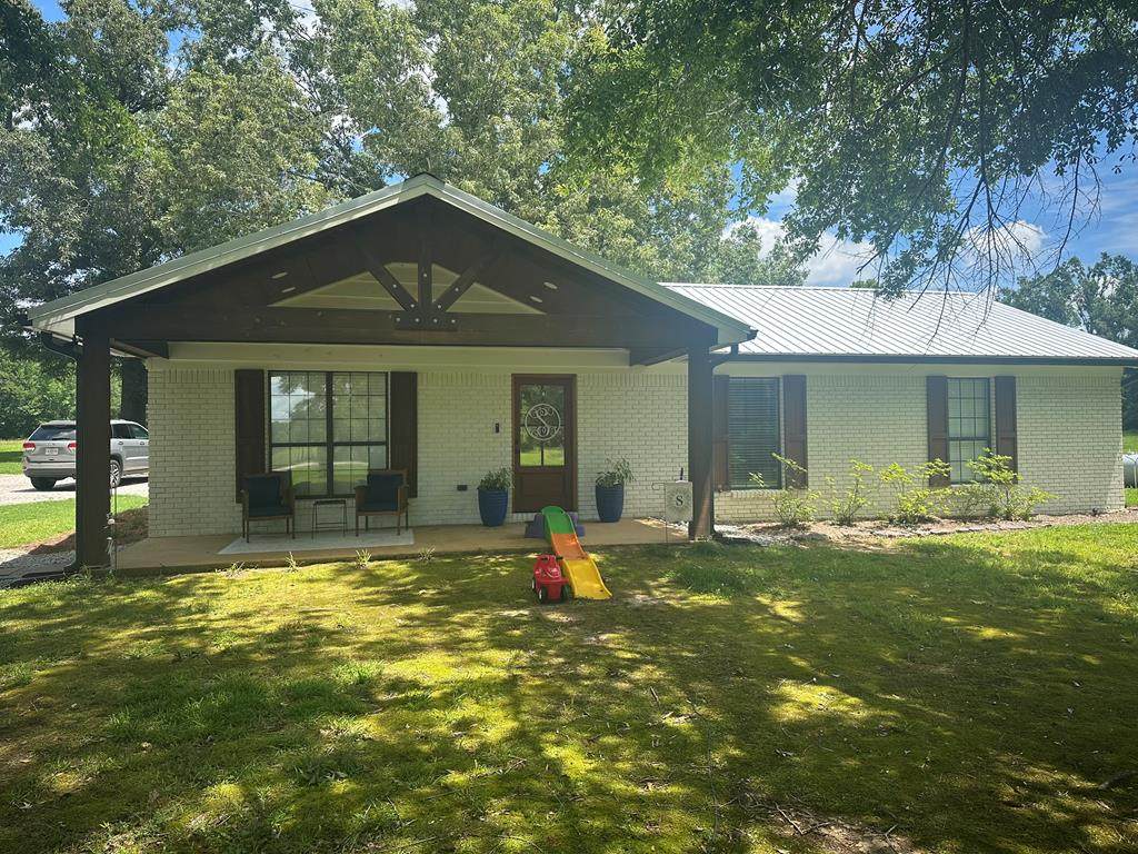 1115 Highway 334 - Photo 1