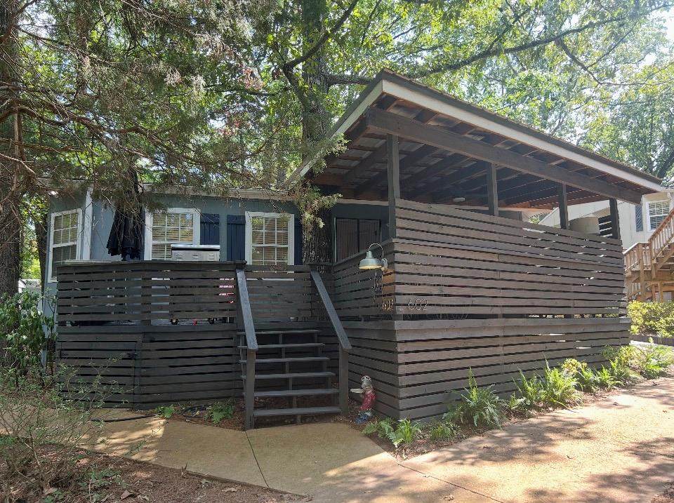 602 Hathorn Road - Photo 1