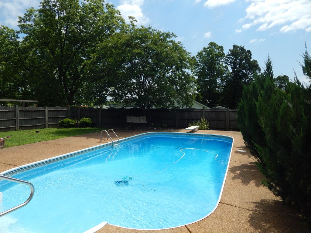 103 Oakwood Acres - Photo 1