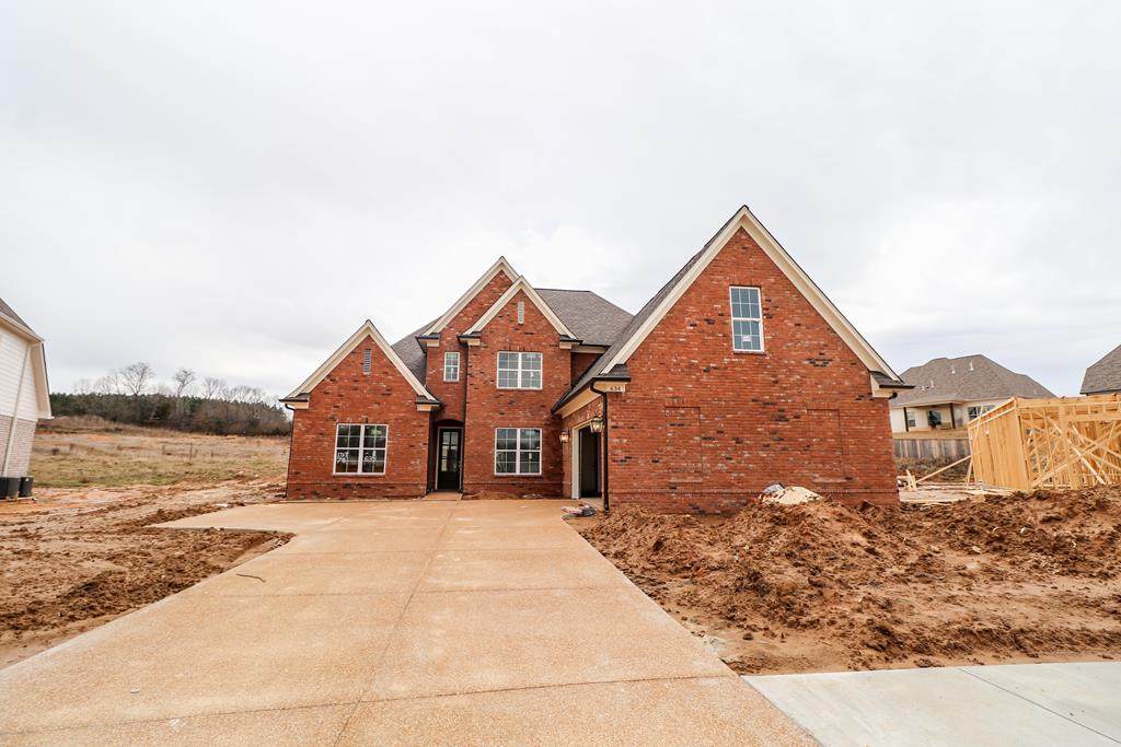 634 Centerpointe Cove - Photo 1