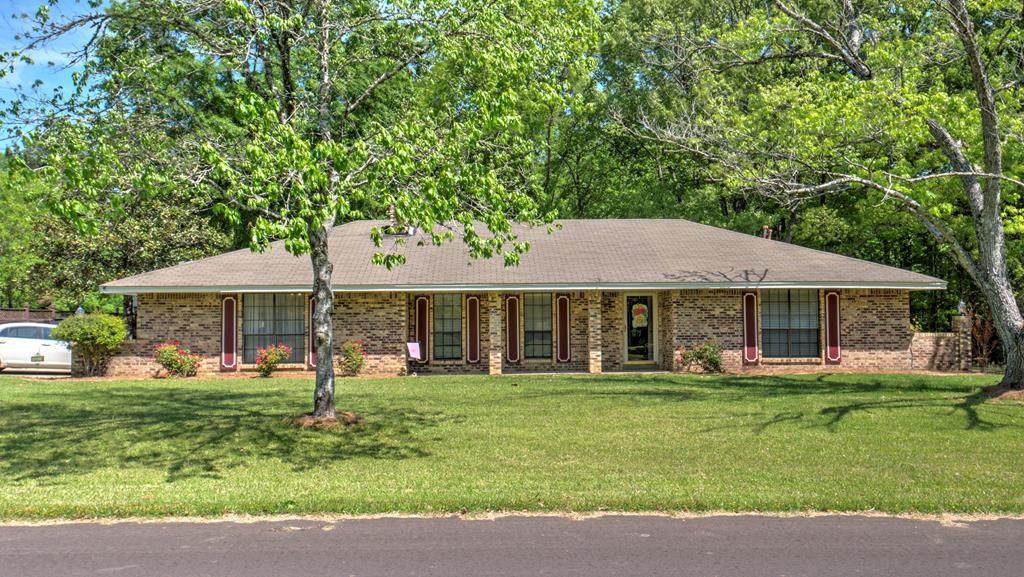 121 Woodson St. - Photo 1