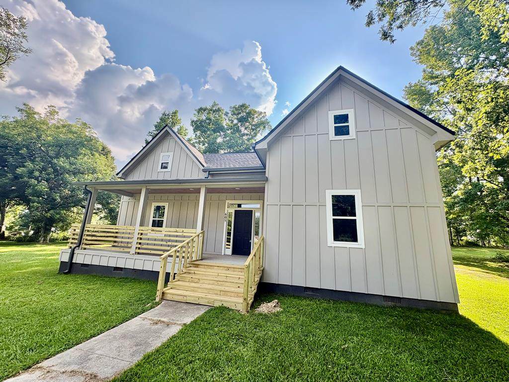 605 North Main Street - Photo 1