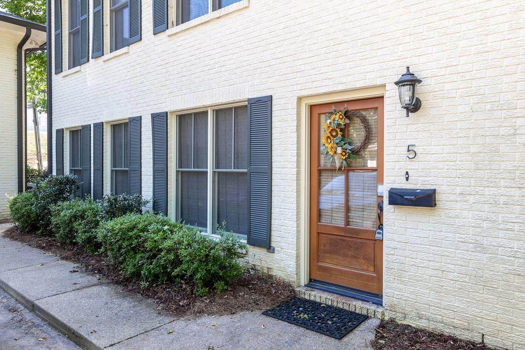 234 Elm Unit 5 - Photo 1