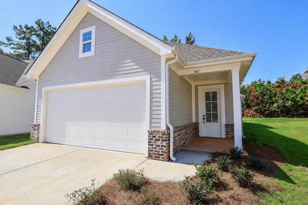 943 Georgia Oak Cove - Photo 1
