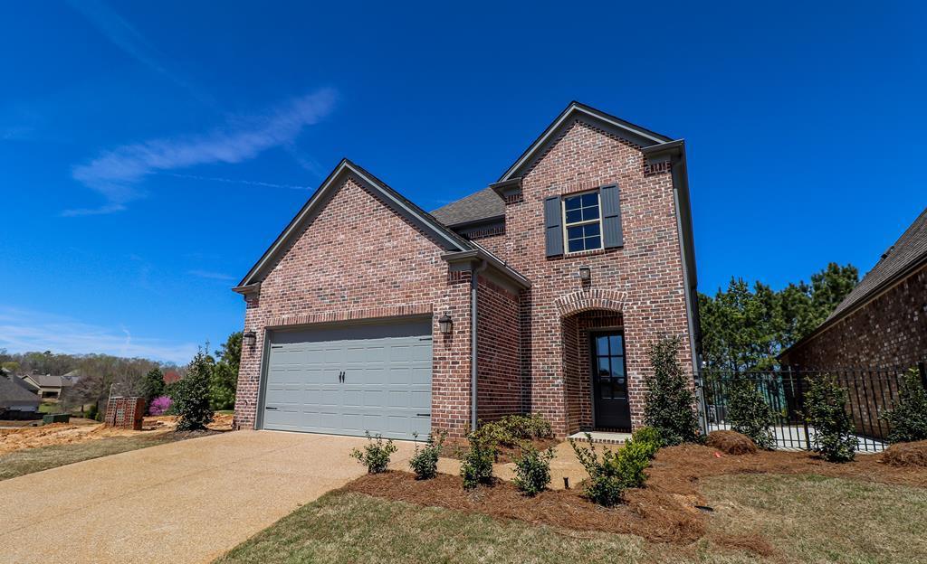 102 Glen Alden Circle - Photo 1