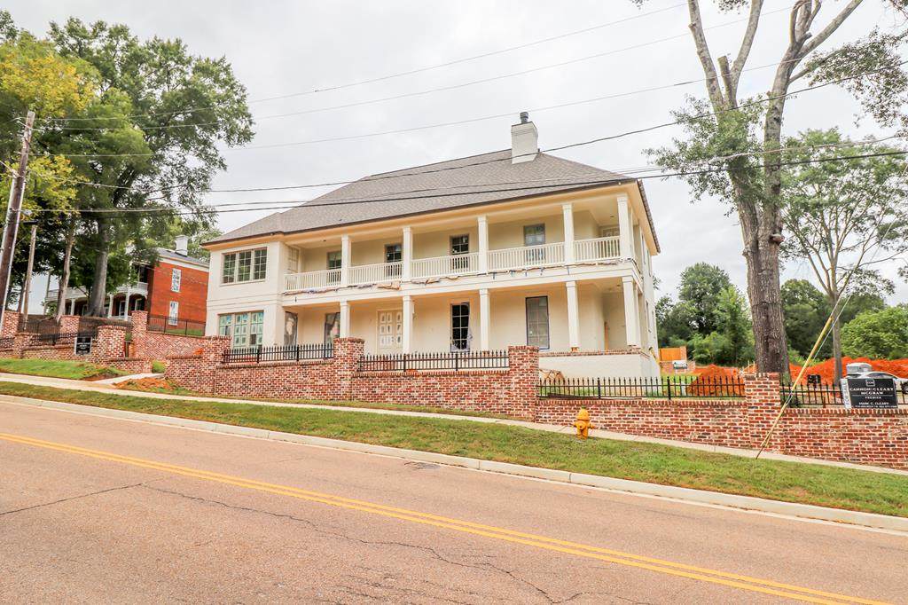 101 Shaw Place Drive - Photo 1