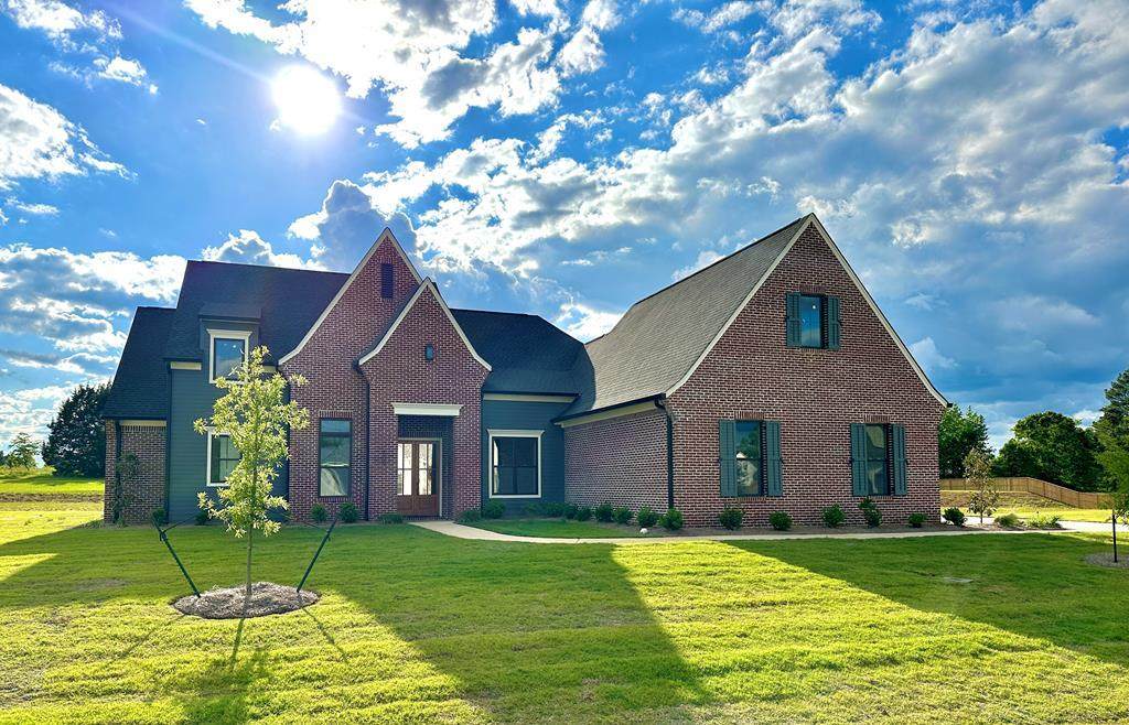 105 Mayfield Dr - Photo 1