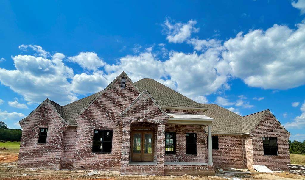 136 Mayfield Drive - Photo 1