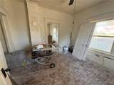 331 E Jackson Street - Photo 4