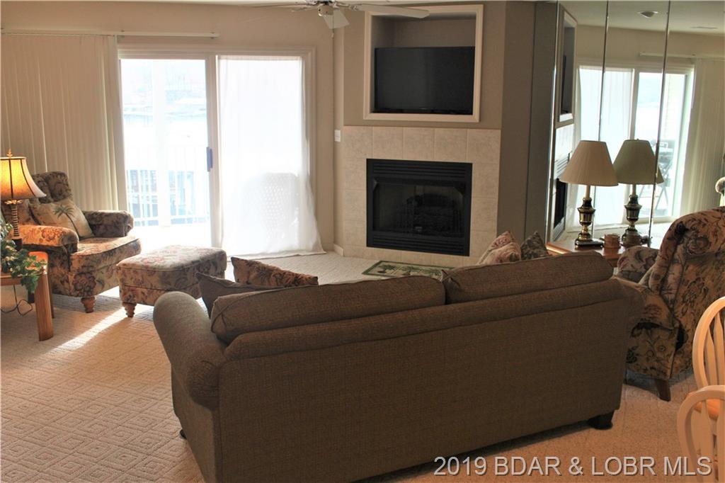 180 Lakeview Resort Boulevard - Photo 1