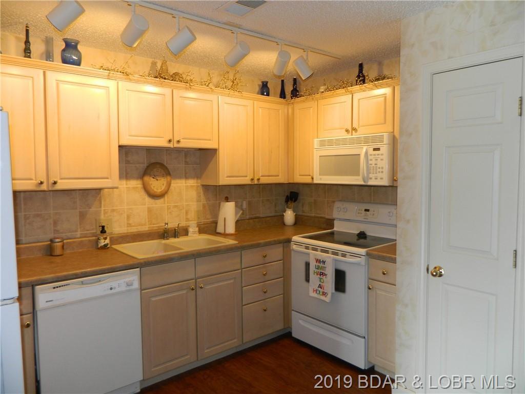 207 Circle Edge - Photo 1