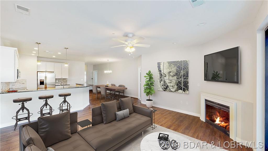 166 Captiva Drive - Photo 1