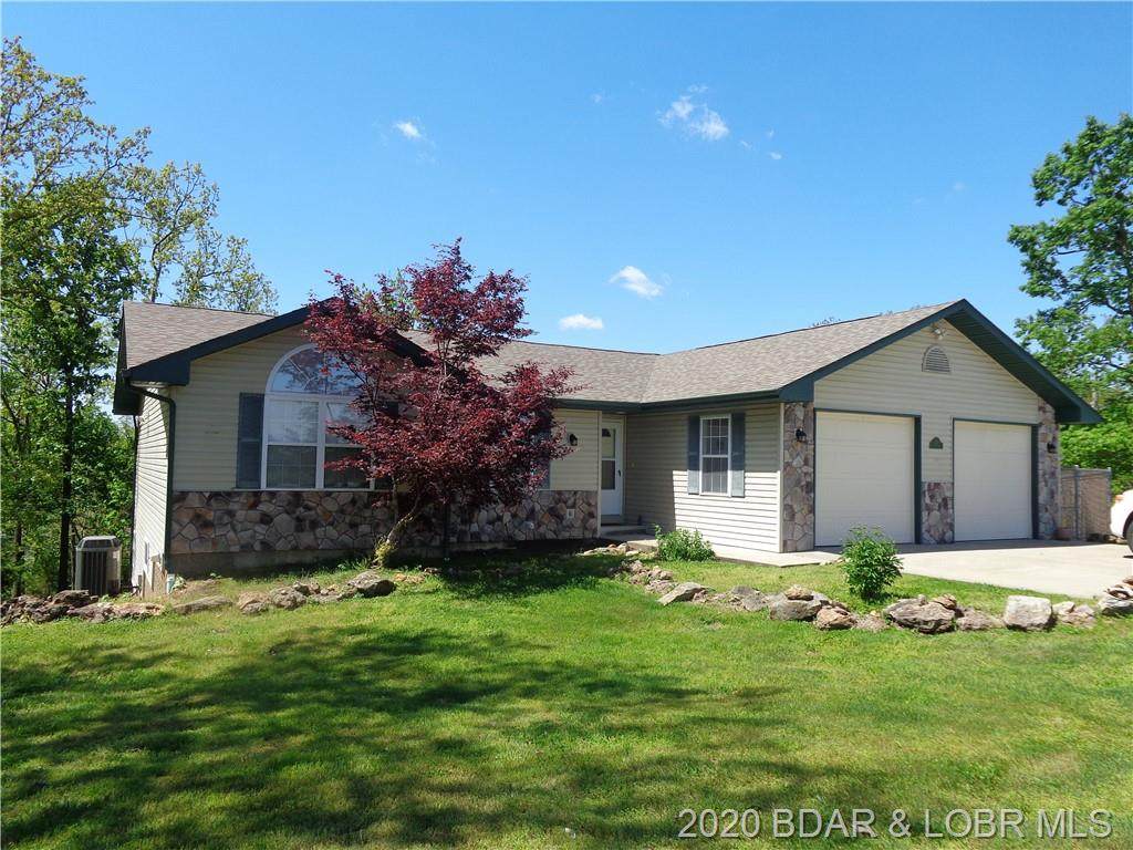 201 Lakewood Drive - Photo 1