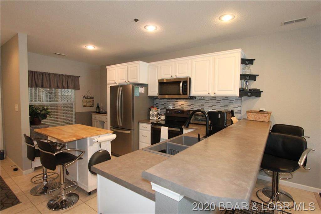 138 Oak Harbor - Photo 1