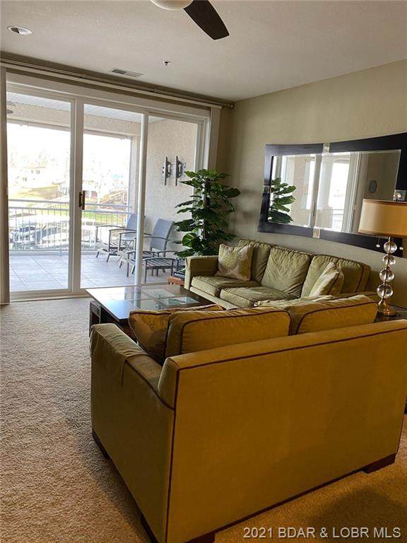 144 Majestic Point - Photo 1