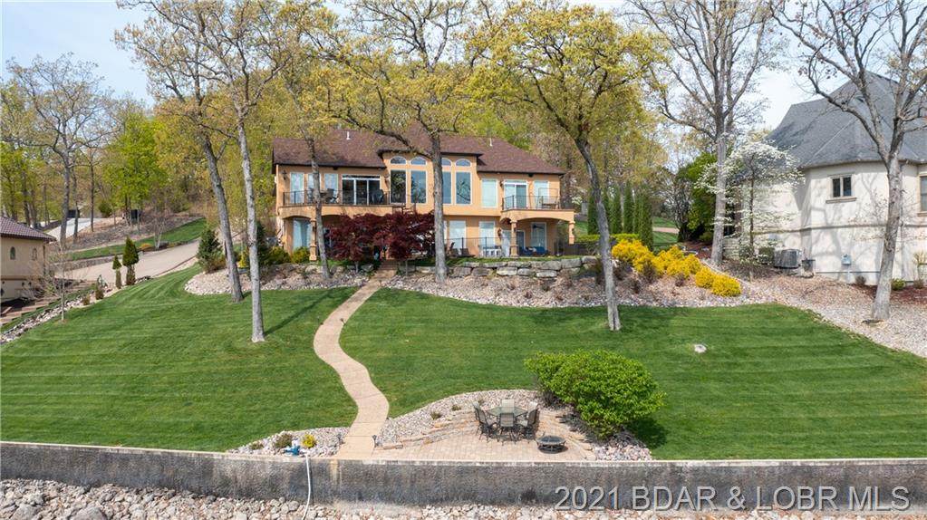 1785 Via Appia Drive - Photo 1