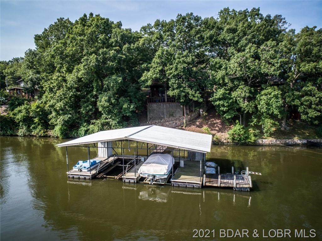 547 Bayberry Lane - Photo 1