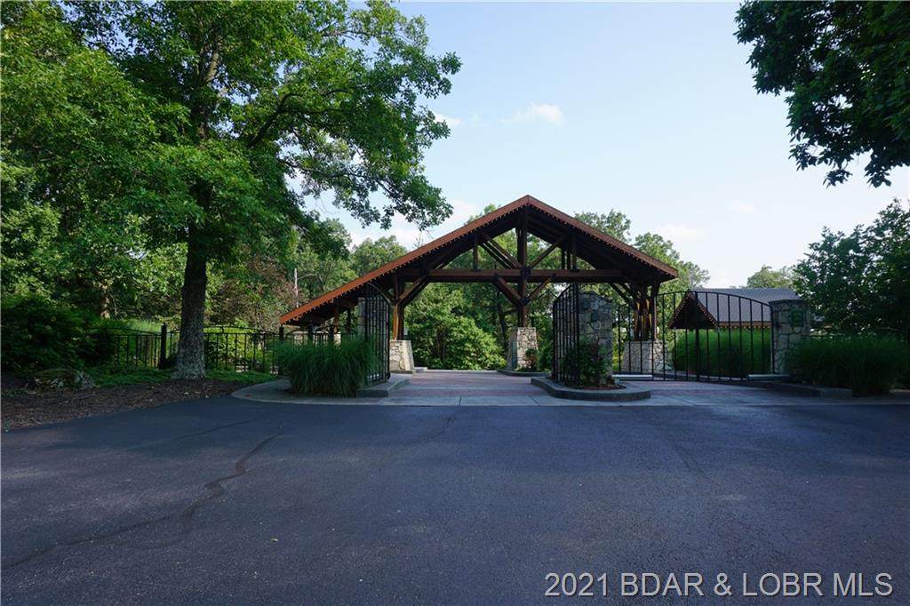 5 Kingsmen Drive - Photo 1