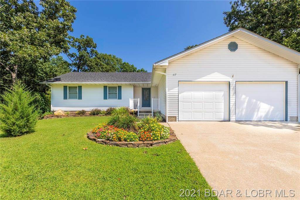 117 Surrey Drive - Photo 1
