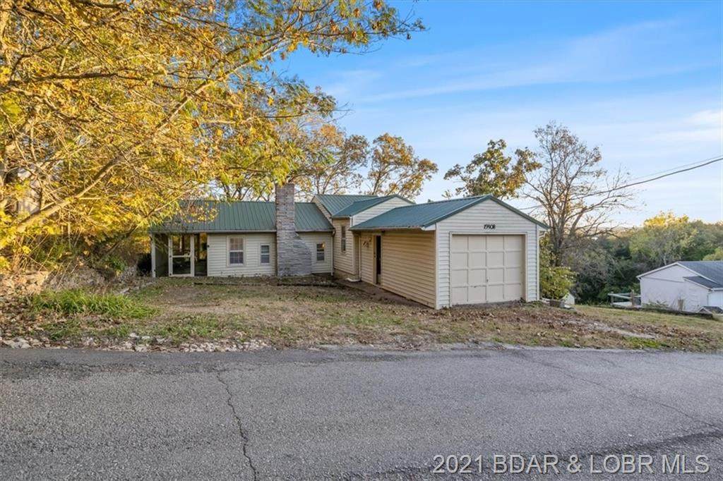 19908 Lakeview Drive - Photo 1
