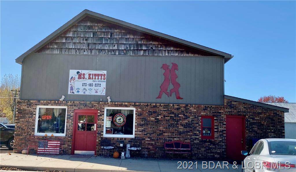 209 Walnut Street - Photo 1