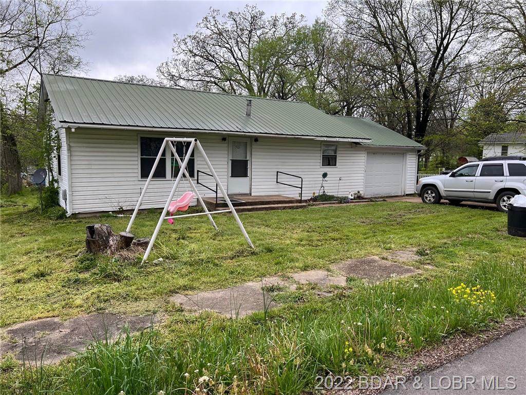 501 Missouri Avenue - Photo 1