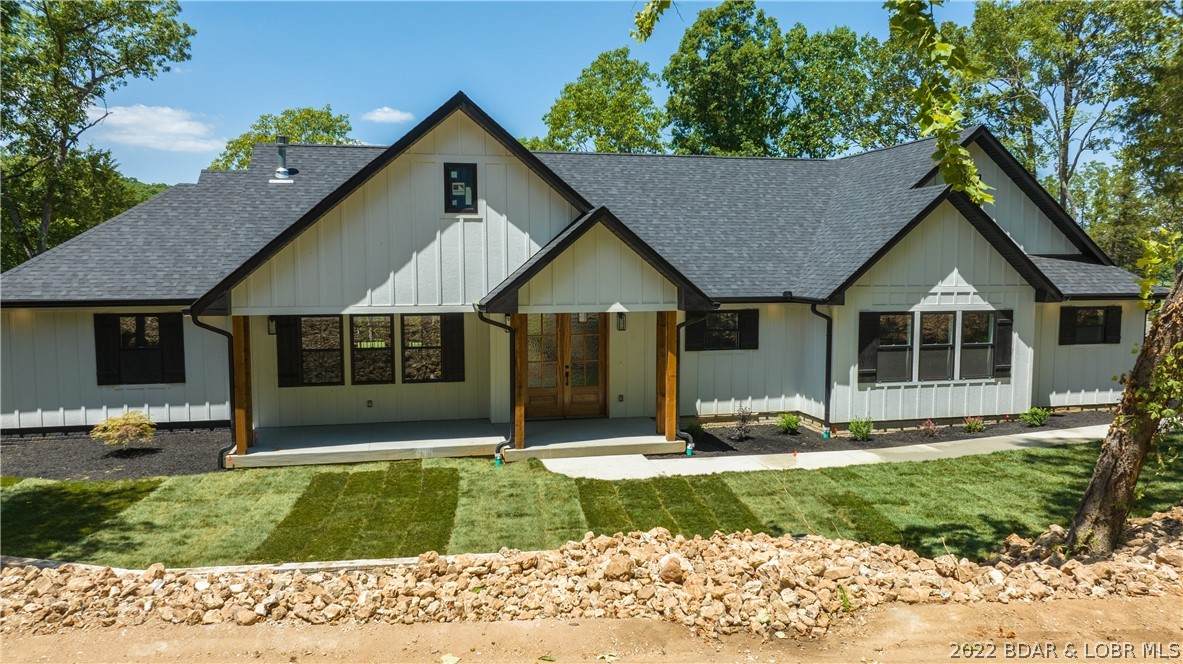 102 W. Cross Fox Trail - Photo 1