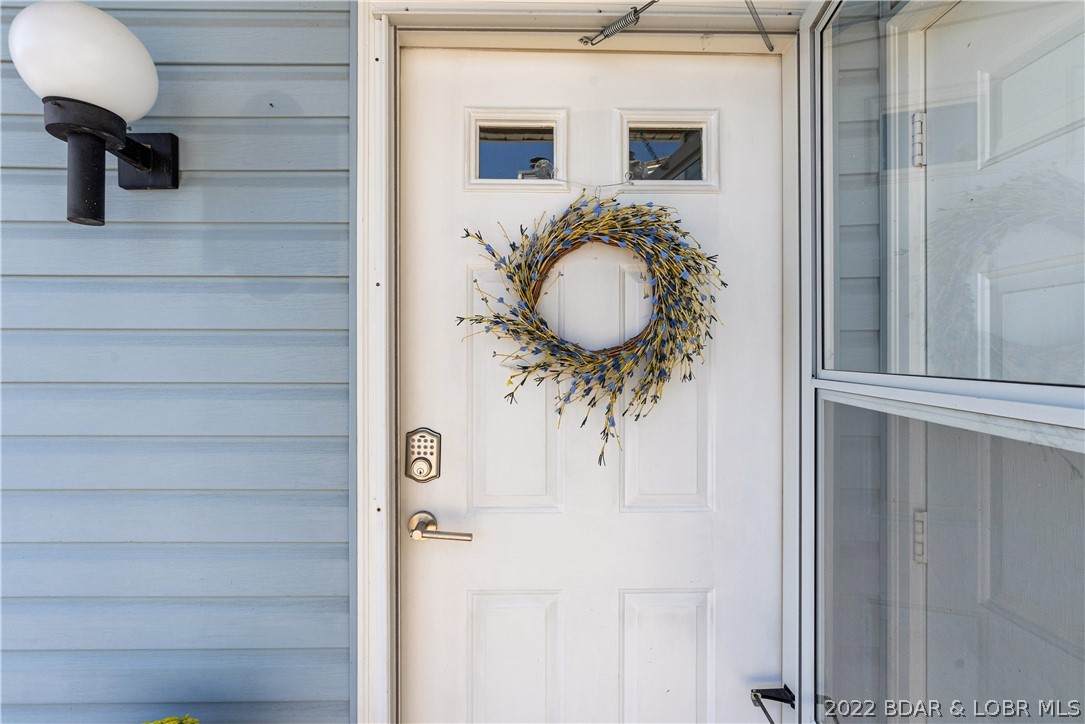 1575 Buckingham Drive - Photo 1