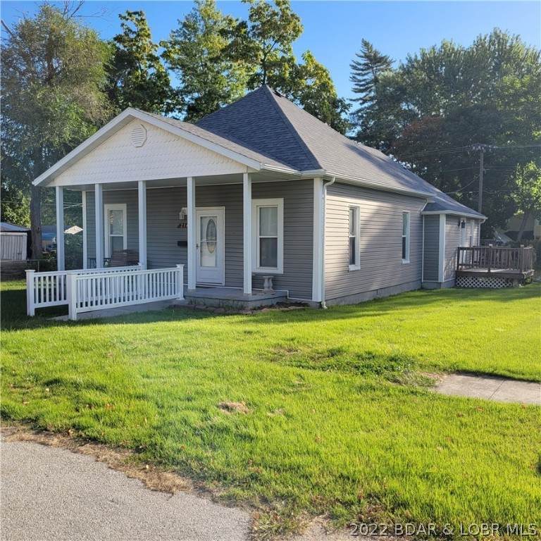 214 Aurora Street - Photo 1