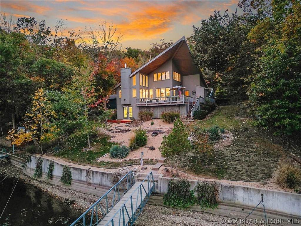 2087 Valley Road - Photo 1