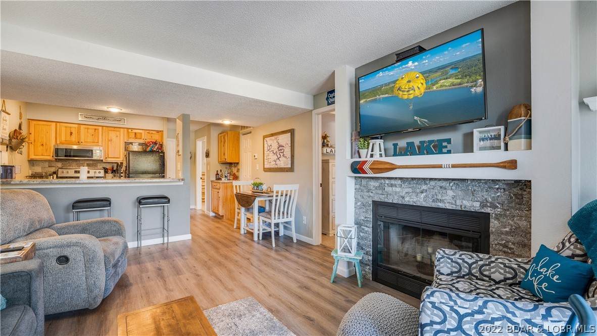 907 Crawford Drive - Photo 1