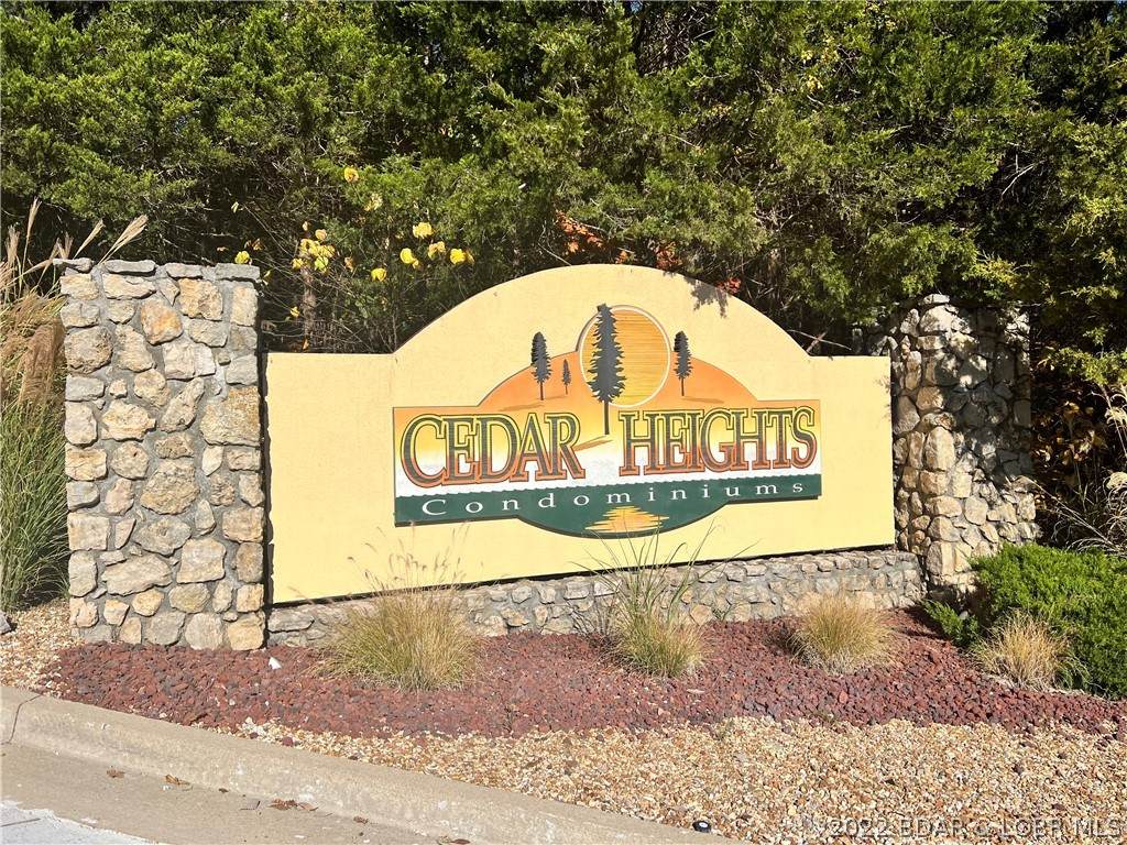 440 Cedar Heights Drive - Photo 1