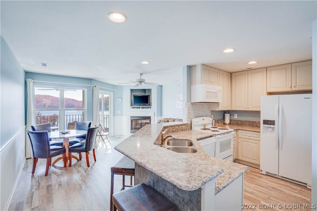 575 Park Place Drive - Photo 1