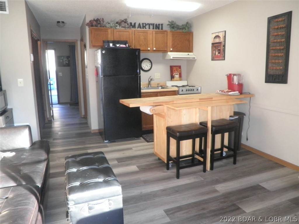 149 Southwood Shores Place - Photo 1