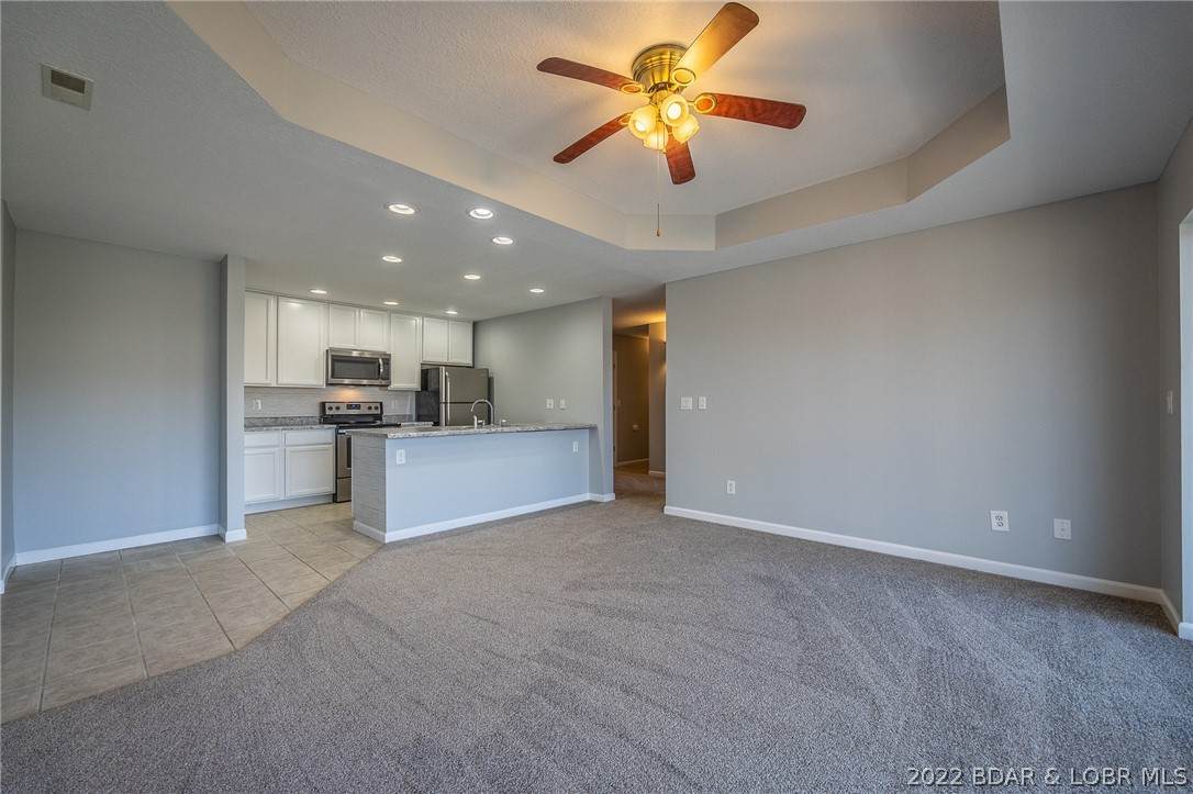 140 Charleston Drive - Photo 1
